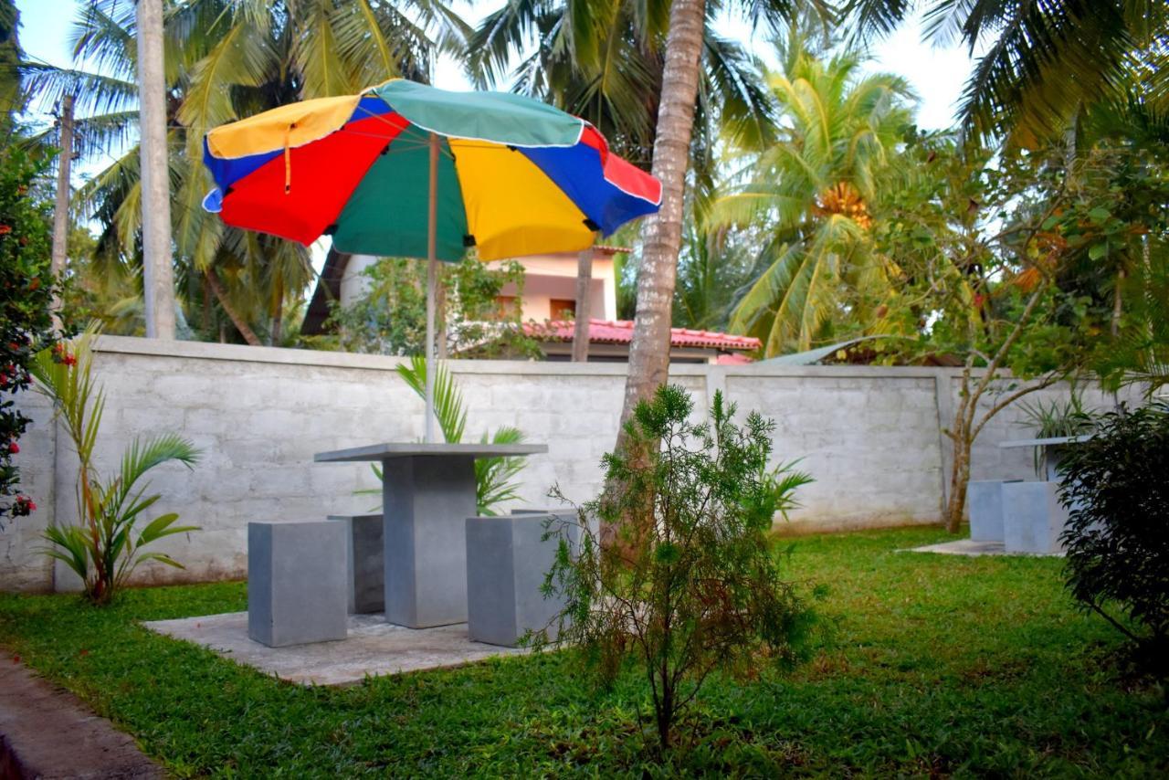 Kaushika Resort Anurâdhapura Extérieur photo